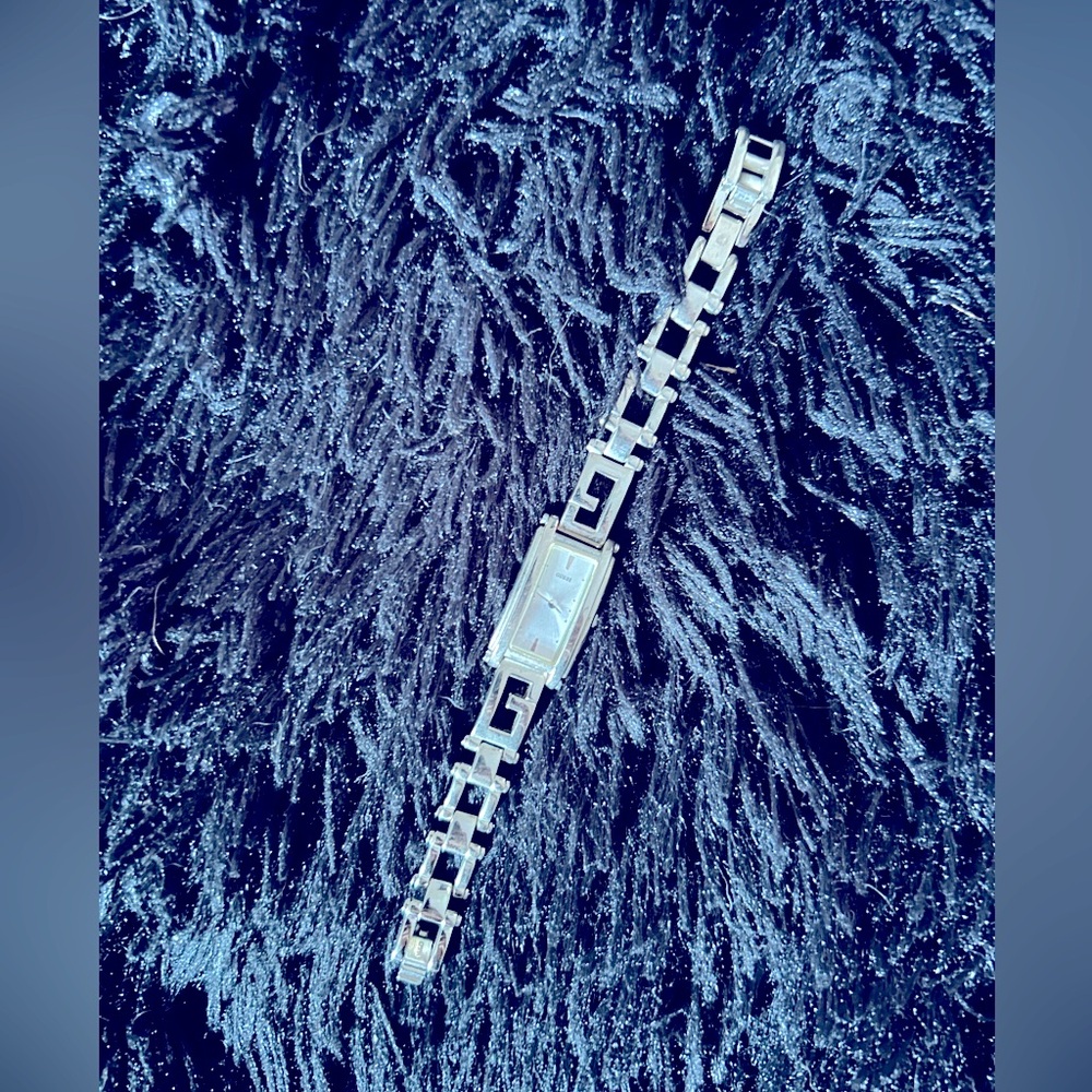 Guess Watch - Picture 4 of 6